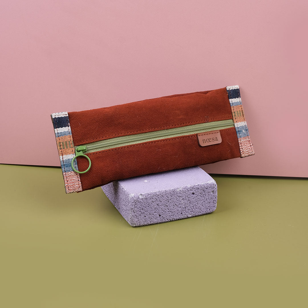 Kopen - Pensil Case & Bookmark | Noesa