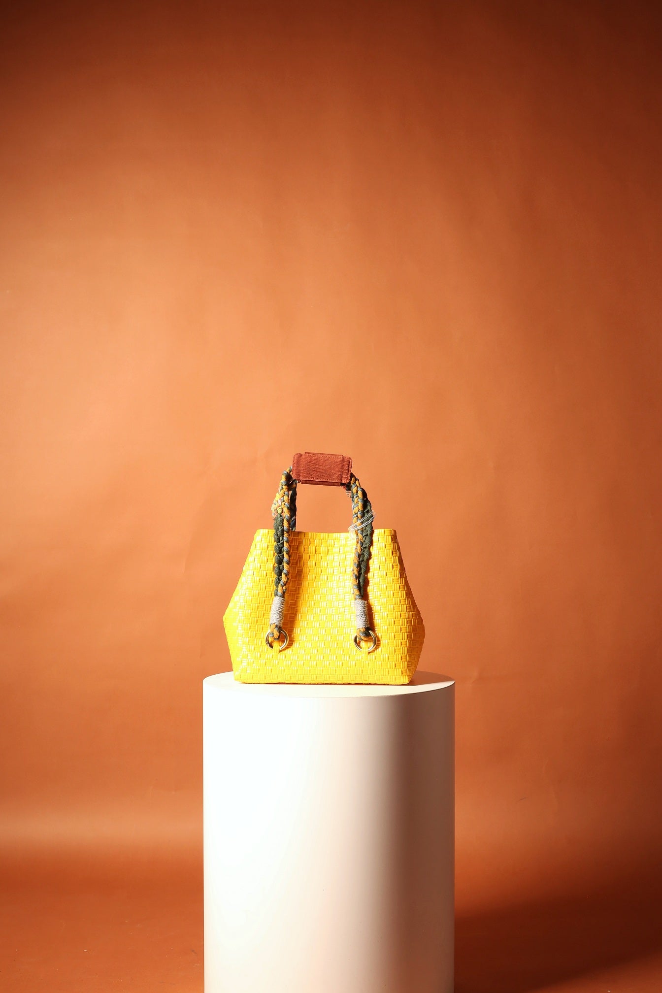 Hand Bag - Saling Silang | Rajoet x Noesa