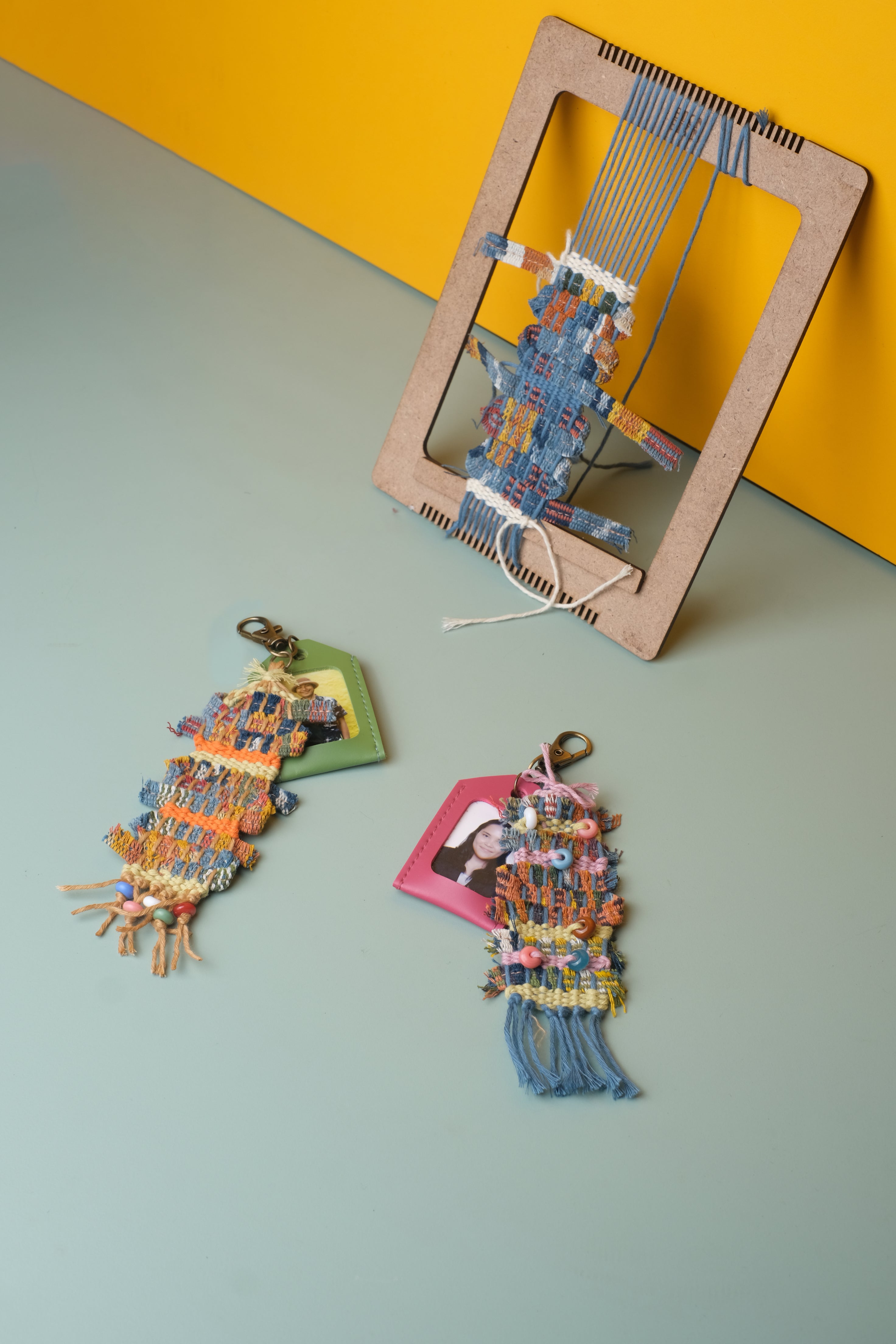 Mini Loom Kit - Photo Holder + Tapestry Bag Charm Workshop | Noesa