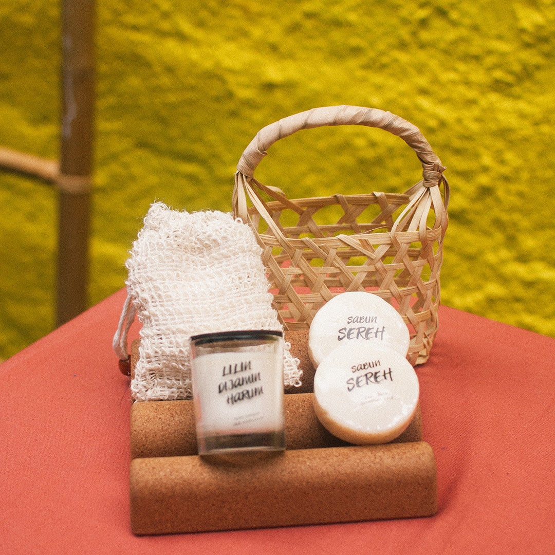 Bingkisan Bersih dan Wangi - Hampers | Noesa