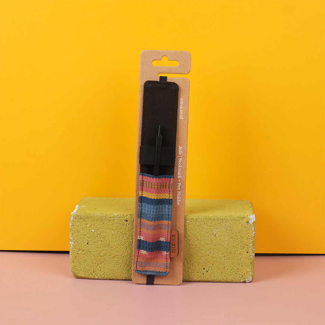 Jeda - Cloth Bookmark and Pen Holder | Noesa