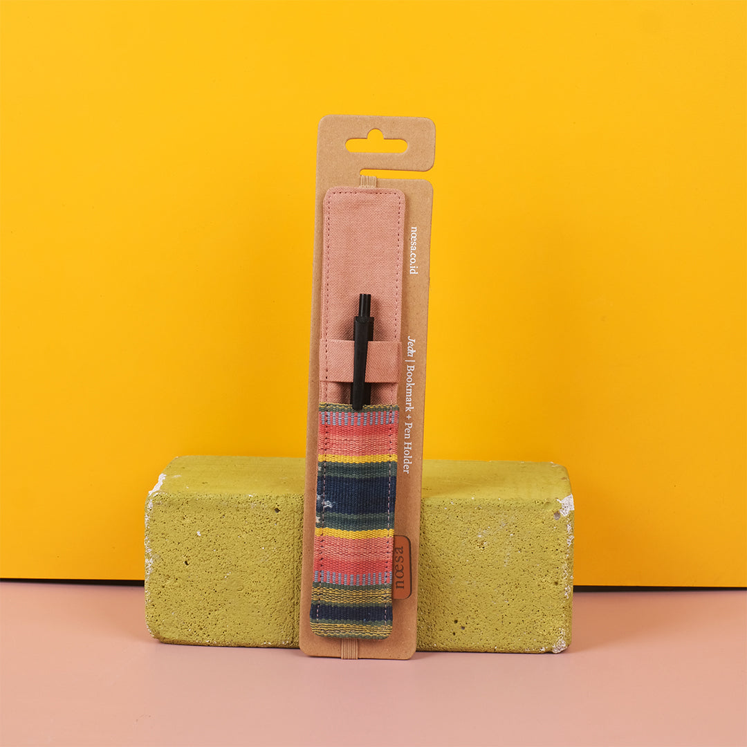 Jeda - Cloth Bookmark and Pen Holder | Noesa