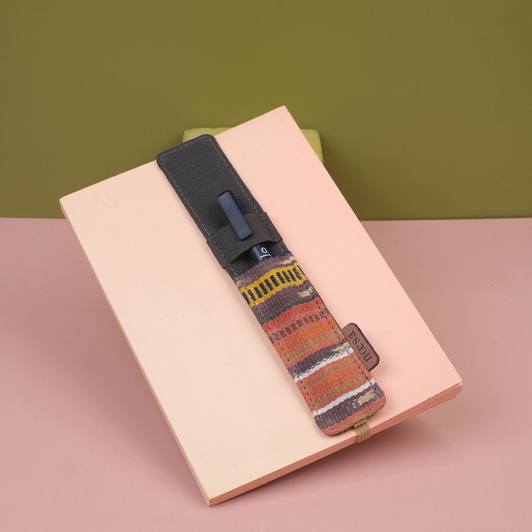 Jeda - Cloth Bookmark and Pen Holder | Noesa