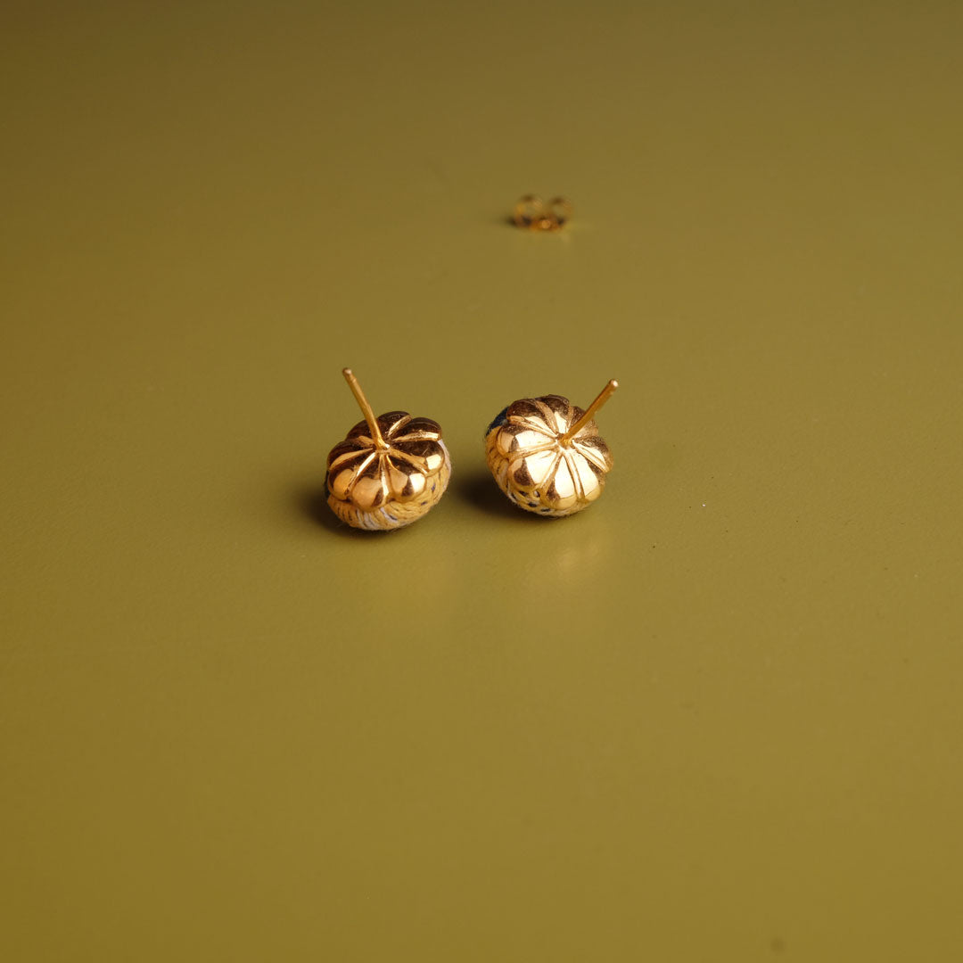 Tutu Gold Rua - Stud Earrings | Noesa