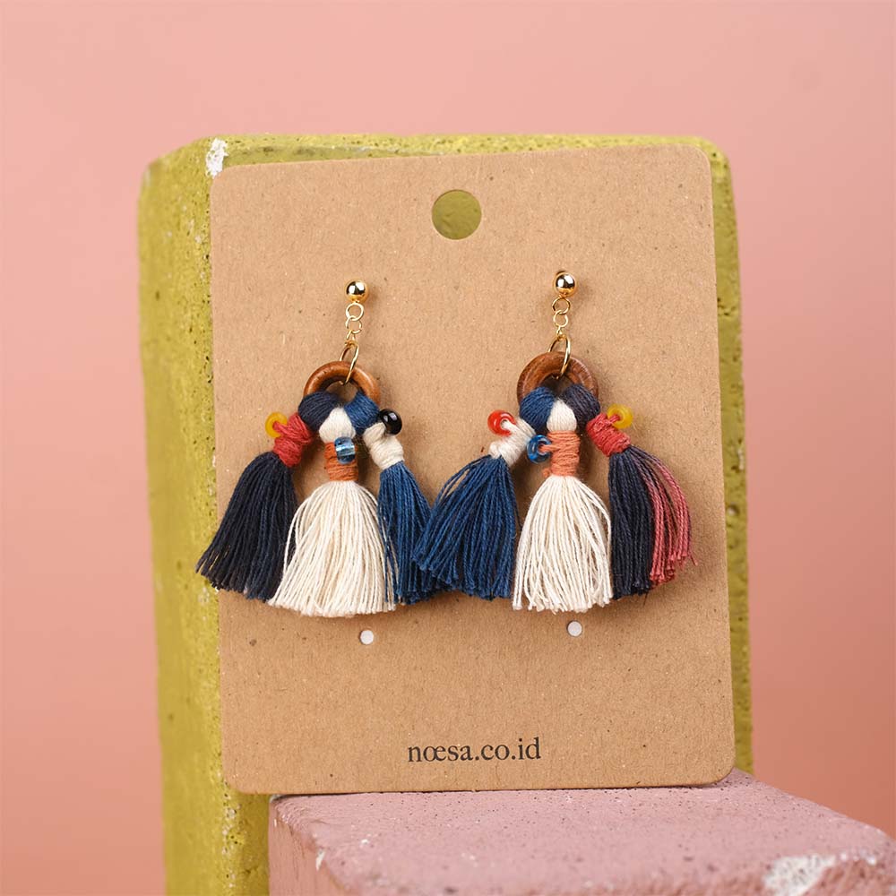 Earrings Pika Tenun Ikat - Pijar Mote Kayu | Noesa