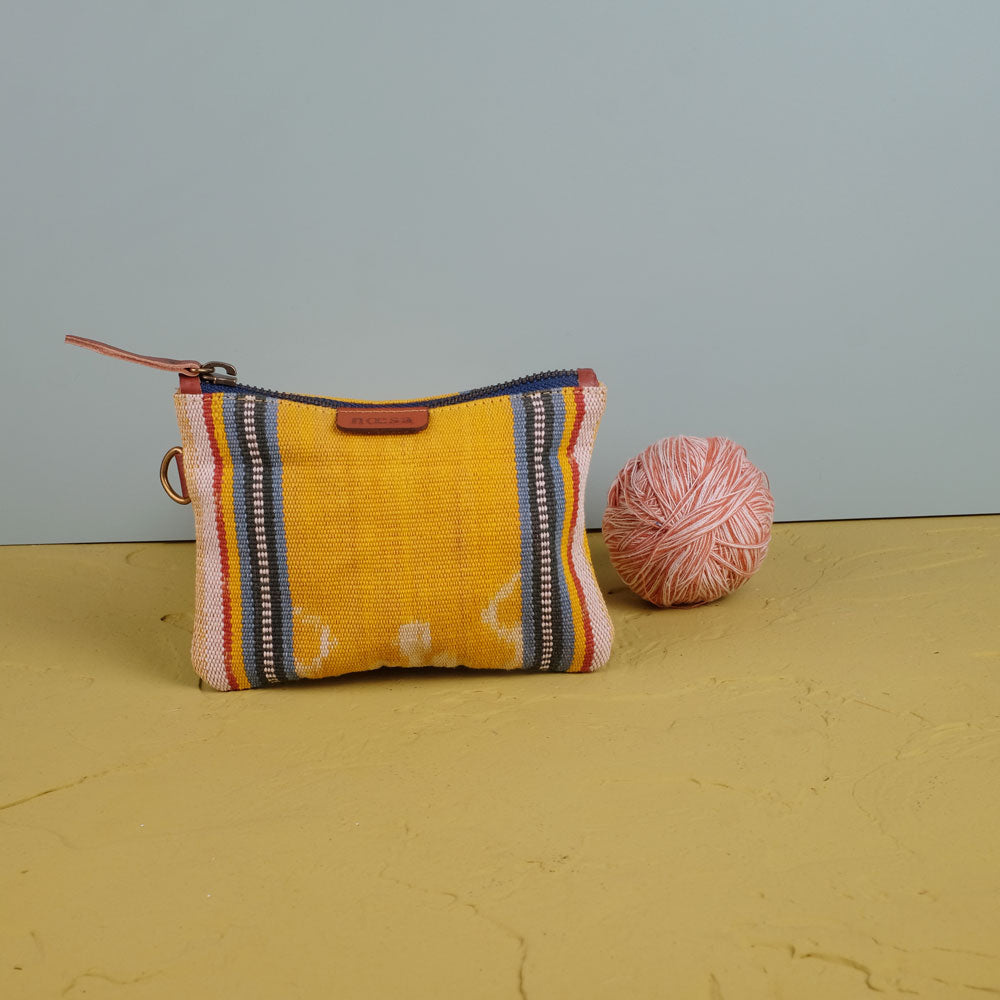 Kantong Pouch Tenun Ikat - Size M | Noesa