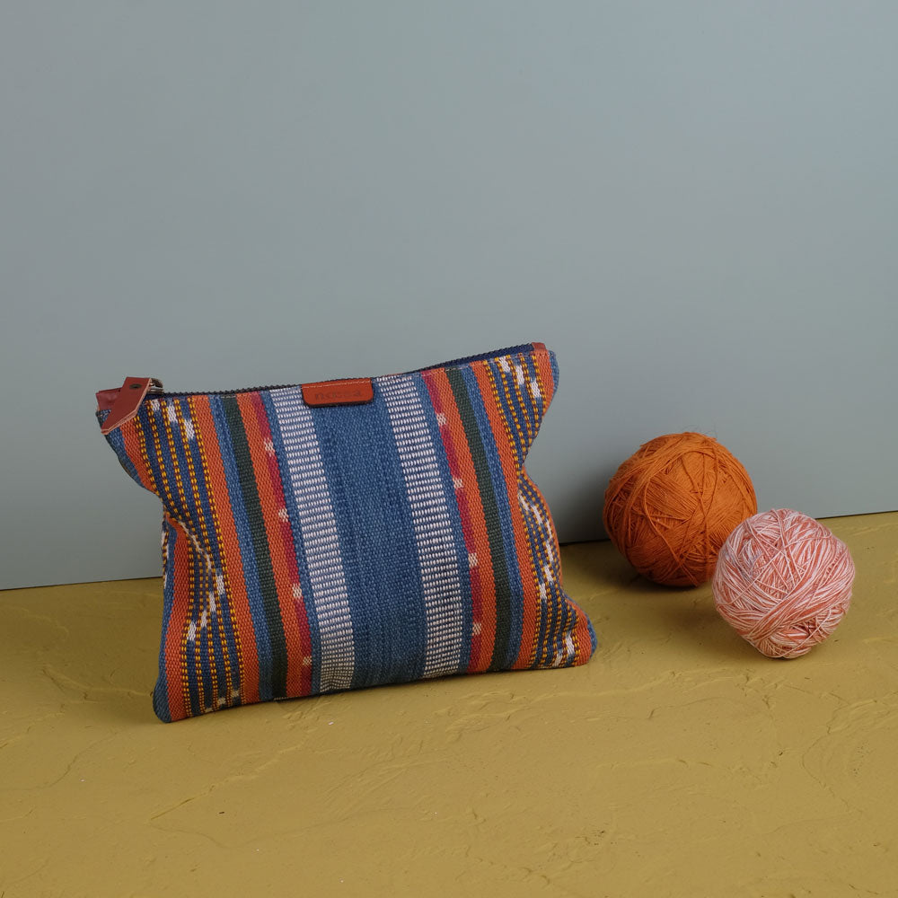 Kantong Pouch Tenun Ikat - Size L | Noesa