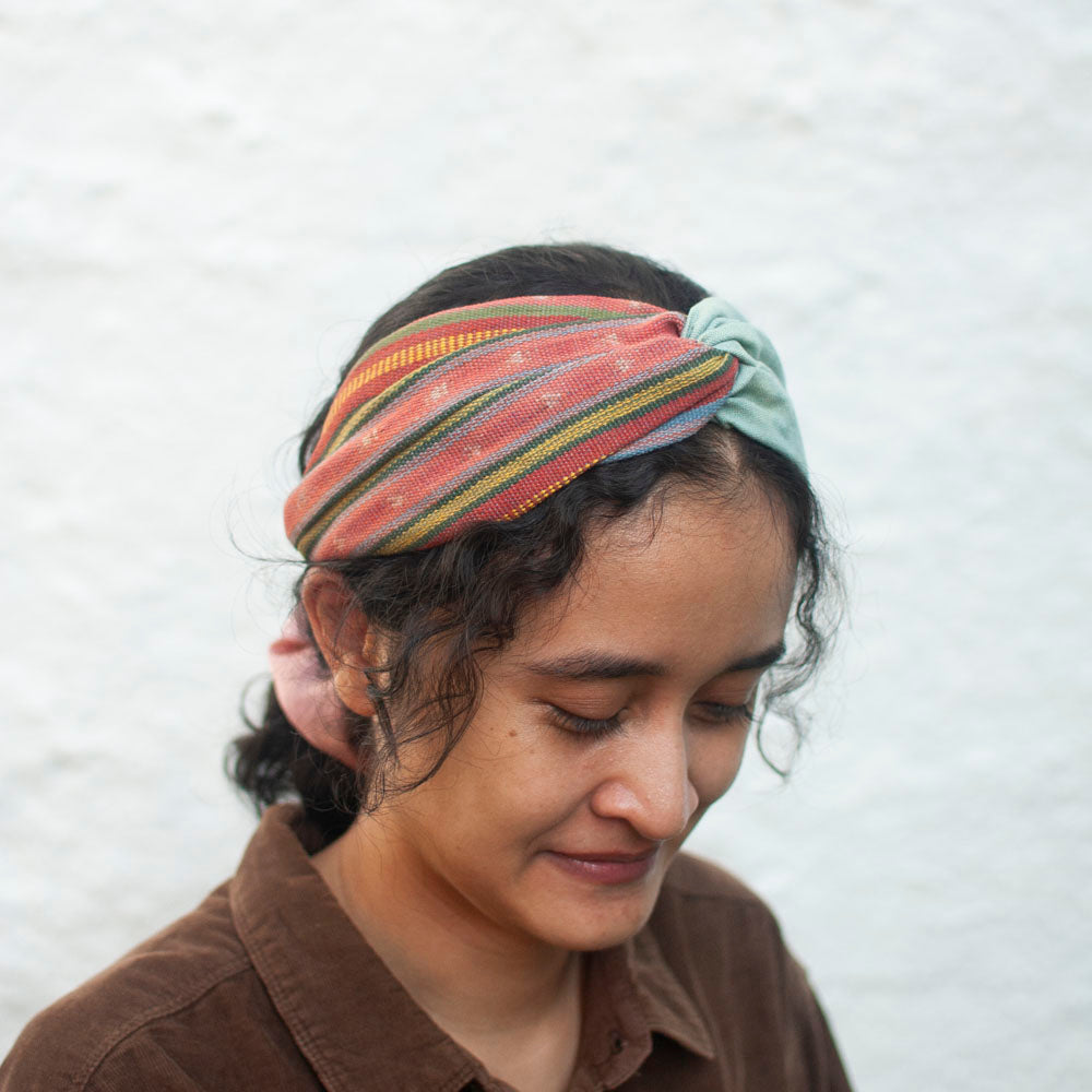 Simpul Bando - Tenun Ikat Bandana | Noesa