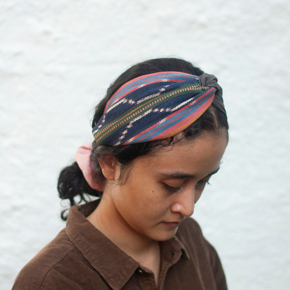 Simpul Bando - Tenun Ikat Bandana | Noesa