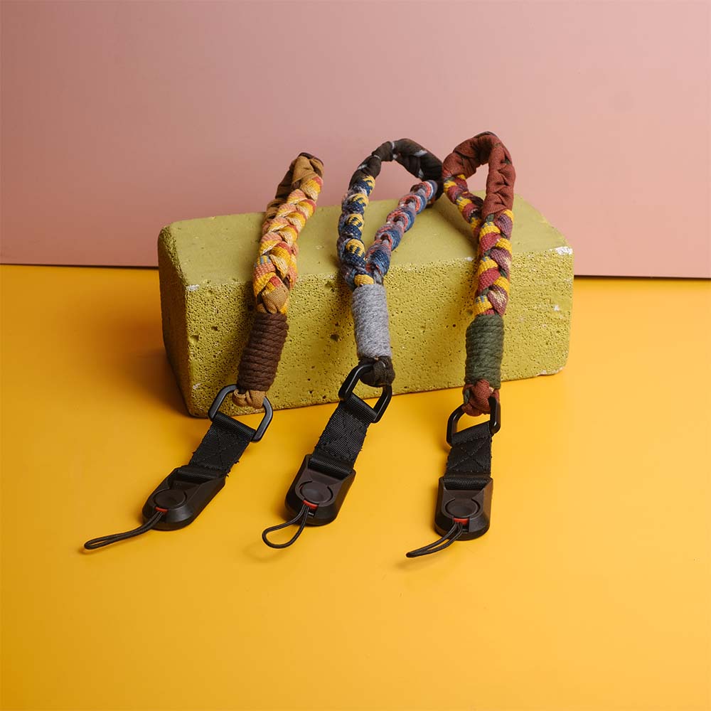 Camera Strap Tenun Ikat - Sangkut Tilu | Noesa