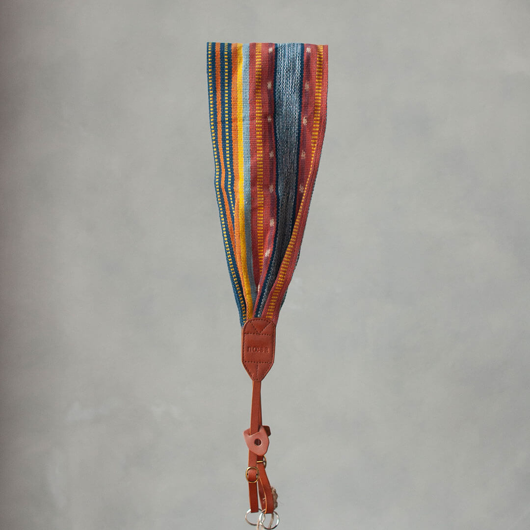 Sangkut - Natural Dye Tenun Ikat Camera Strap Size S | Noesa