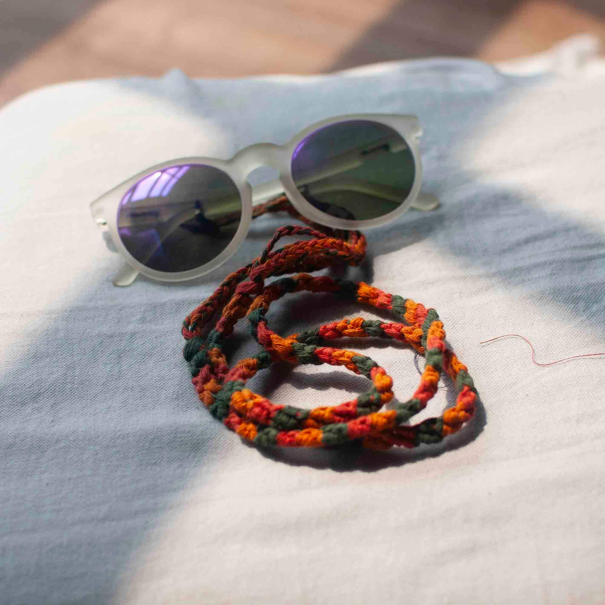 Kepang Tilu - Glasses and Mask Strap | Noesa