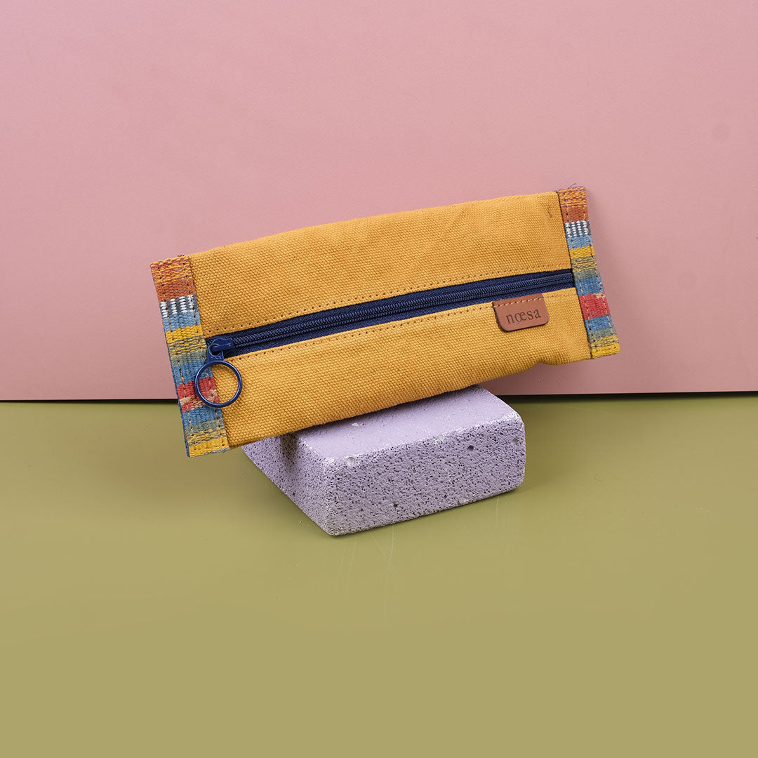 Kopen - Pensil Case & Bookmark | Noesa