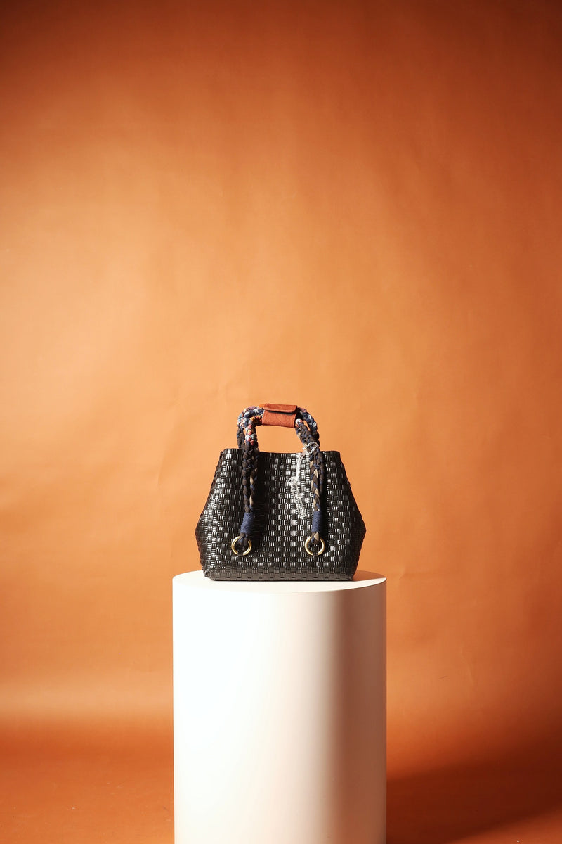 Hand Bag - Saling Silang | Rajoet x Noesa