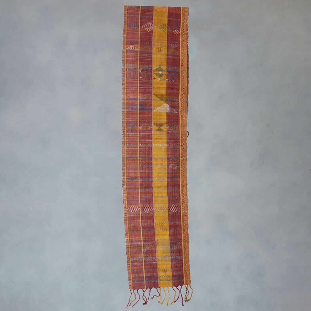 Hager Tibu Kalis - Scarf - 149 x 23 - Tenun Ikat Sikka Flores Natural Dye | NOESA