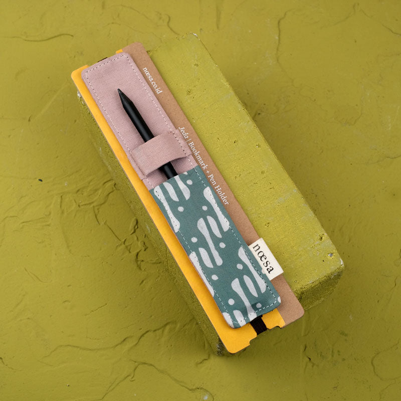 Jeda Batik Hutu - Cloth Bookmark and Pen Holder | Noesa