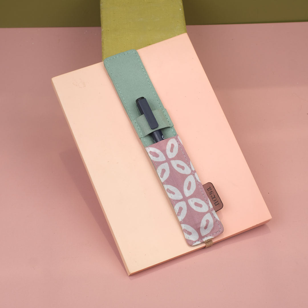 Jeda Batik Hutu - Cloth Bookmark and Pen Holder | Noesa