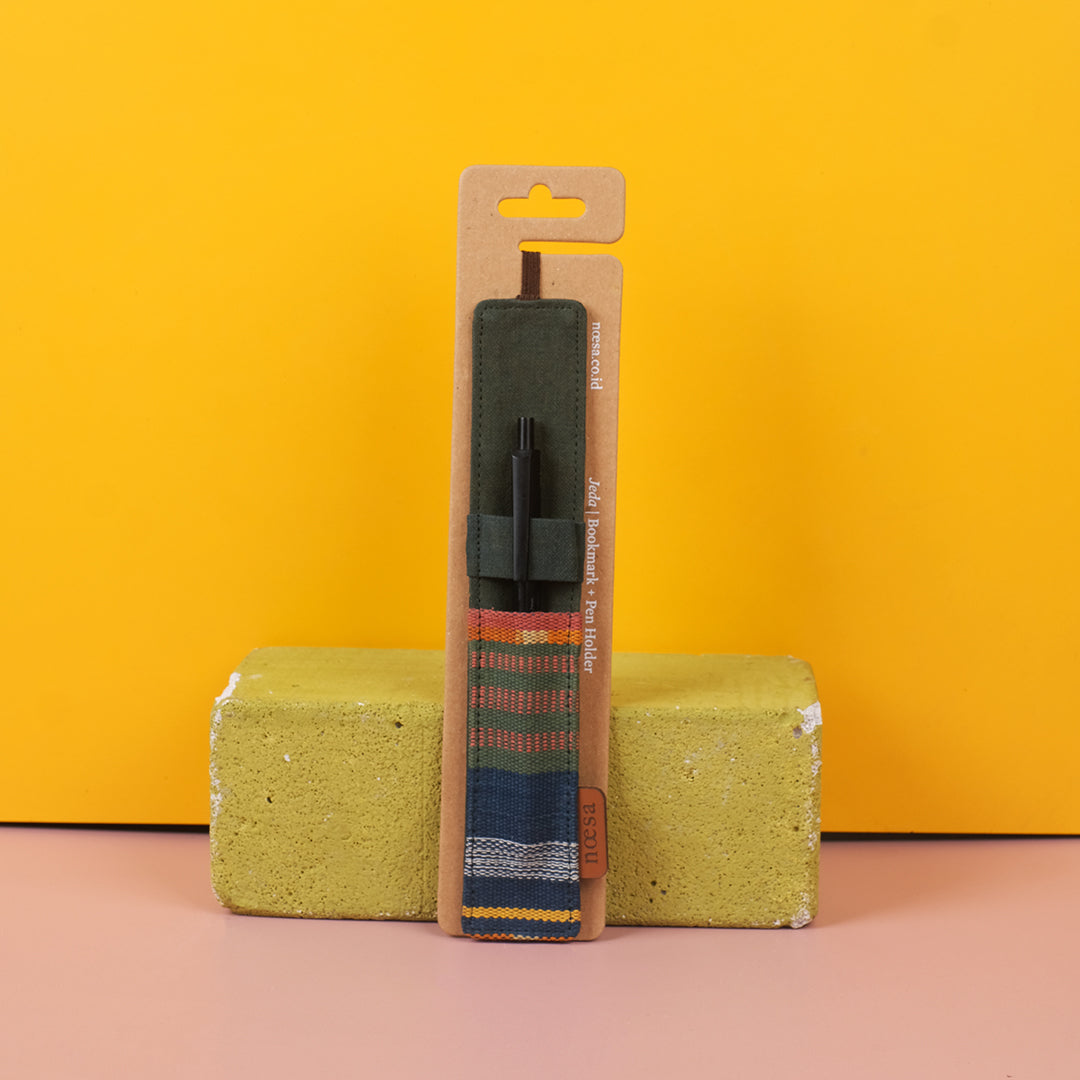 Jeda - Cloth Bookmark and Pen Holder | Noesa