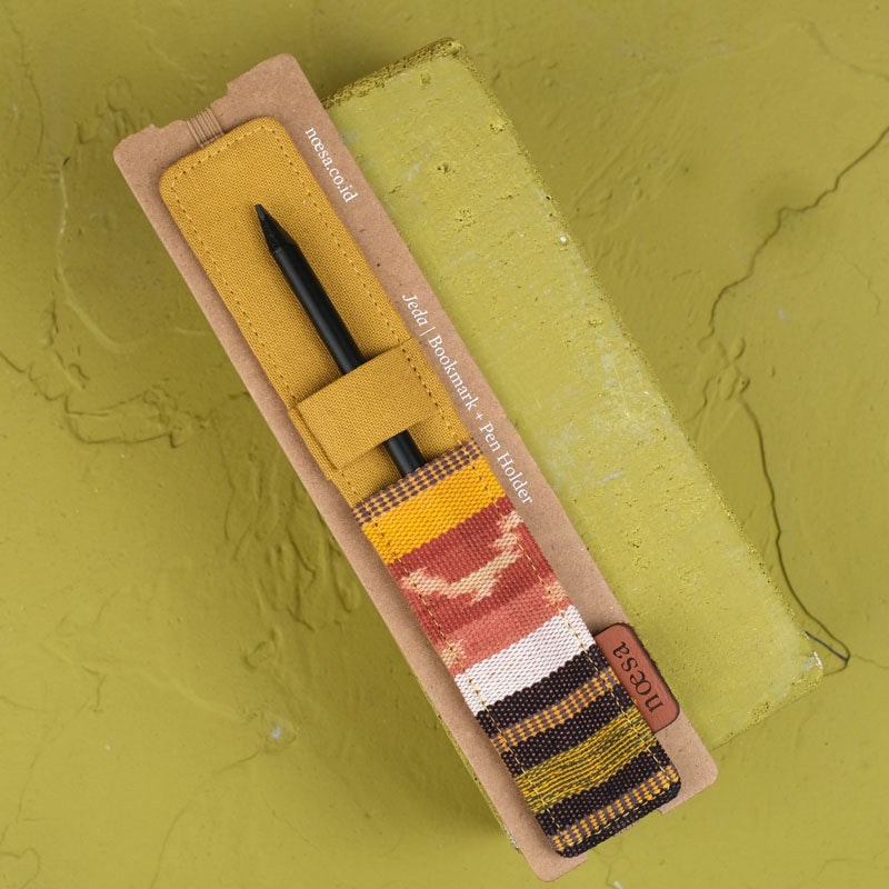 Jeda - Cloth Bookmark and Pen Holder | Noesa