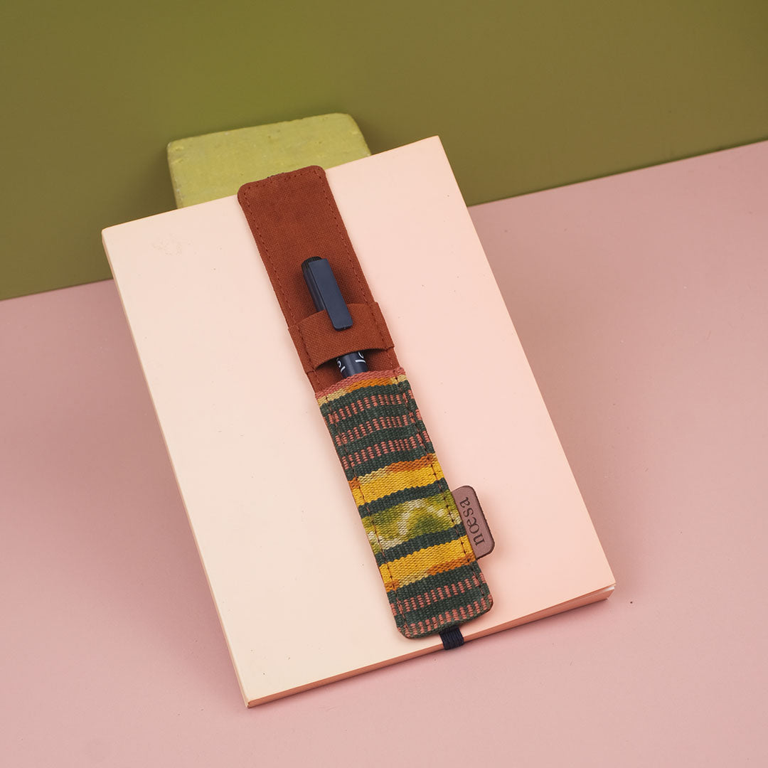 Jeda - Cloth Bookmark and Pen Holder | Noesa