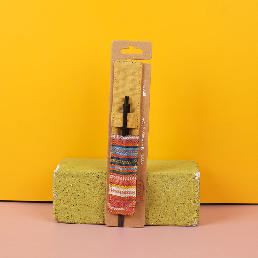 Jeda - Cloth Bookmark and Pen Holder | Noesa