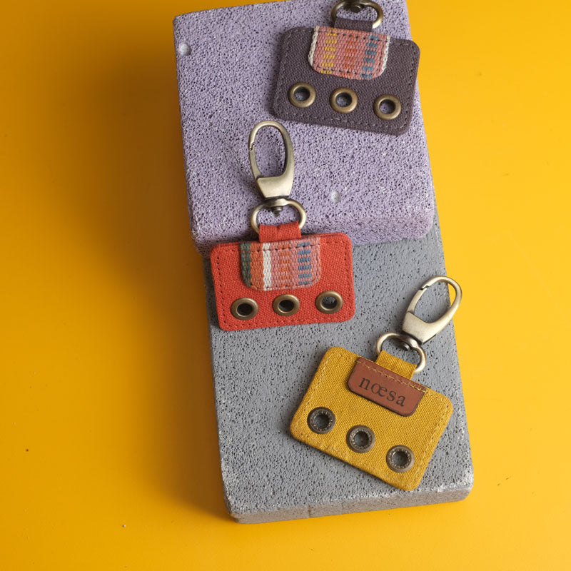Taut - Bag Charm & Keychain Holder | Noesa