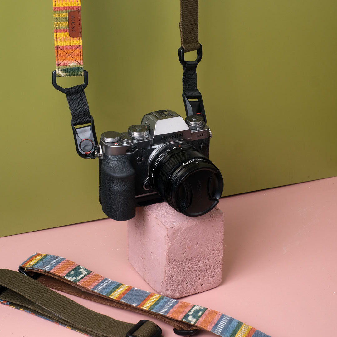 Camera Strap Tenun Ikat - Sangkut Rua | Noesa