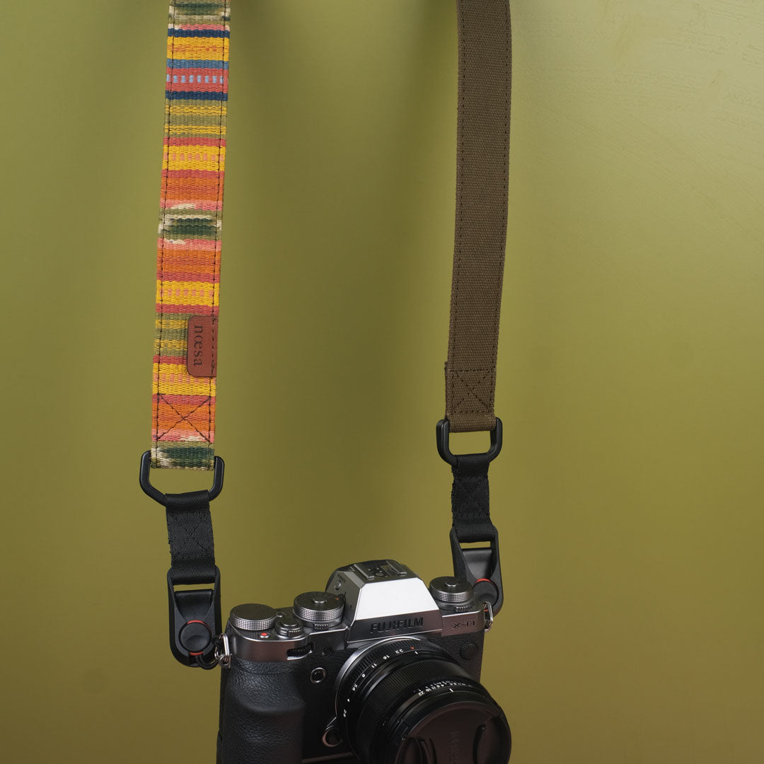 Camera Strap Tenun Ikat - Sangkut Rua | Noesa