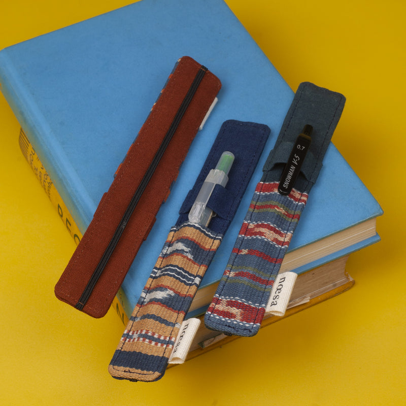 Jeda - Cloth Bookmark and Pen Holder | Noesa