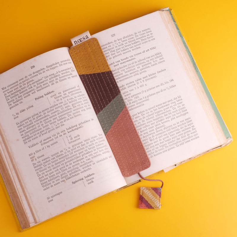 Sisip Tilu - Cloth Bookmark | Noesa