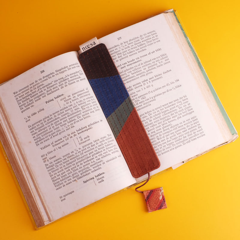 Sisip Tilu - Cloth Bookmark | Noesa