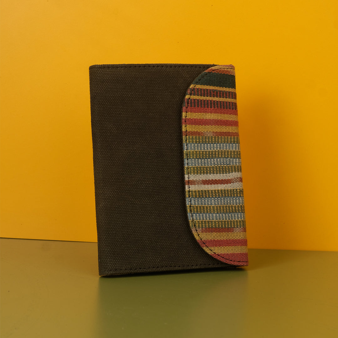 Hako Haa - Passport Holder | Noesa