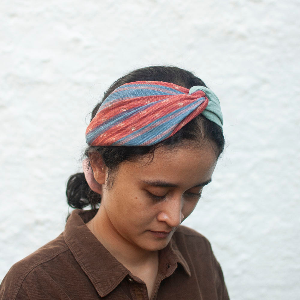 Simpul Bando - Tenun Ikat Bandana | Noesa