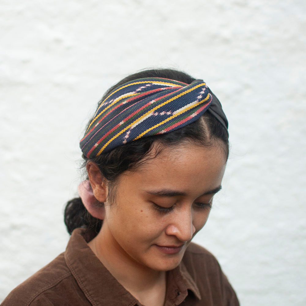 Simpul Bando - Tenun Ikat Bandana | Noesa
