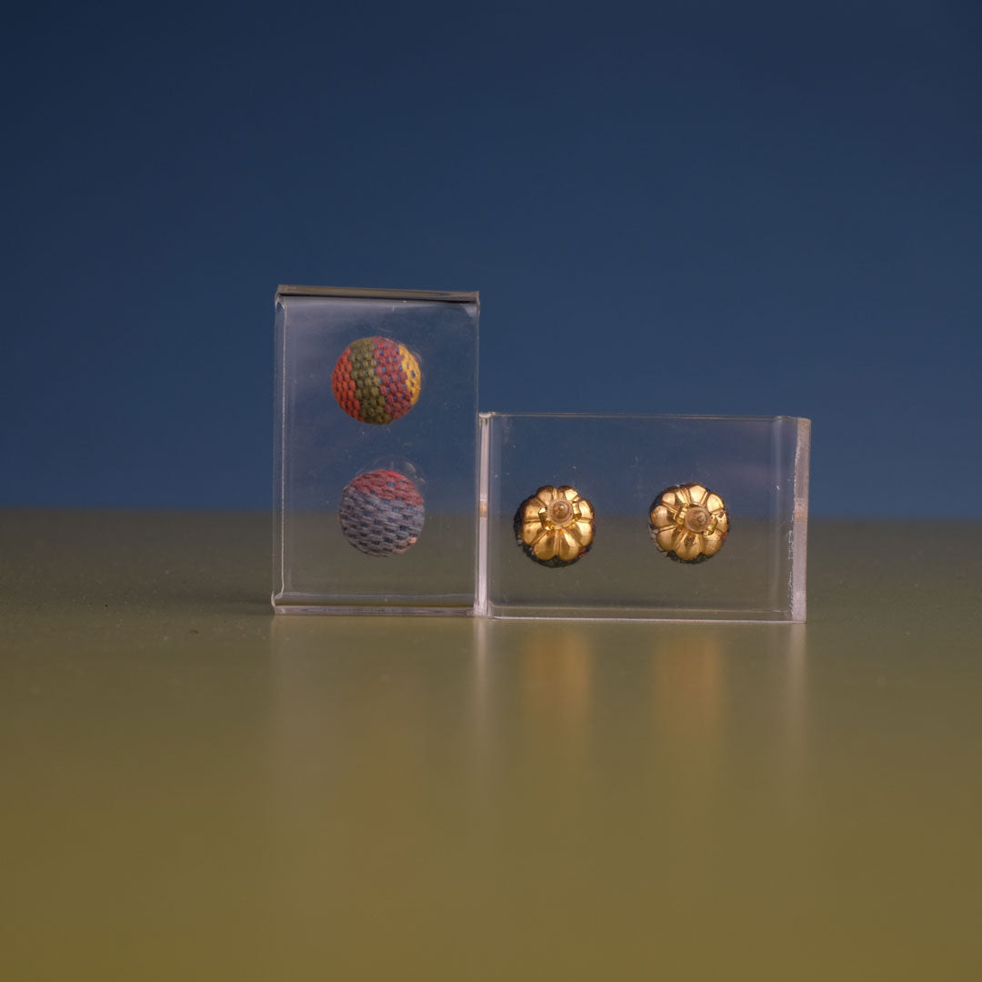 Tutu Gold Rua - Stud Earrings | Noesa