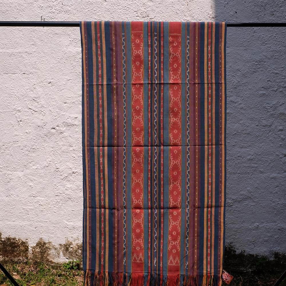 Utan Merah Natar - Sarong - 280 x 80 - Tenun Ikat Sikka Flores Natural Dye | Watubo
