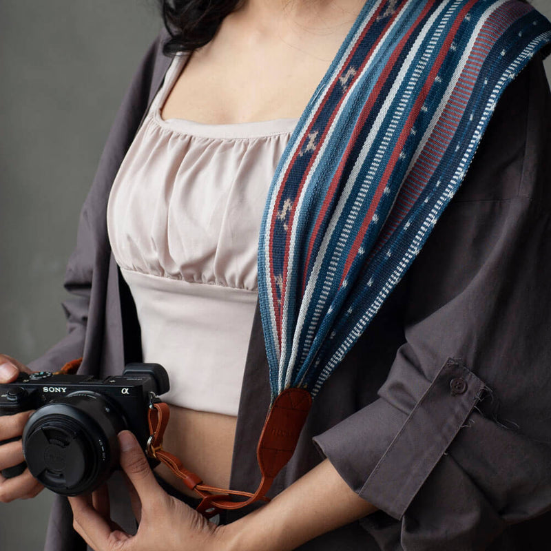 Sangkut - Natural Dye Tenun Ikat Camera Strap Size L | Noesa