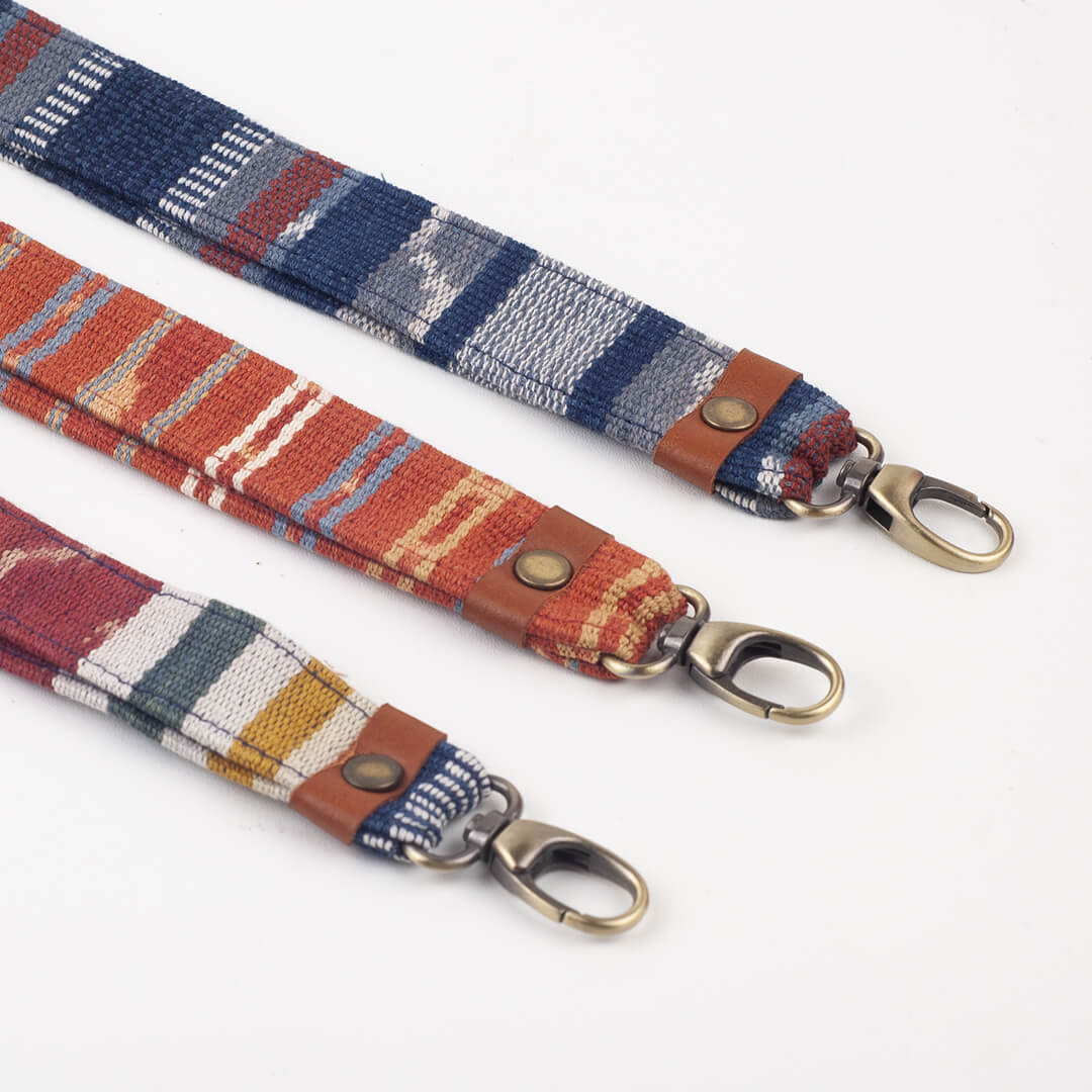 Gantung - ID Card Lanyard Tenun Ikat | Noesa - Noesa | Noesa